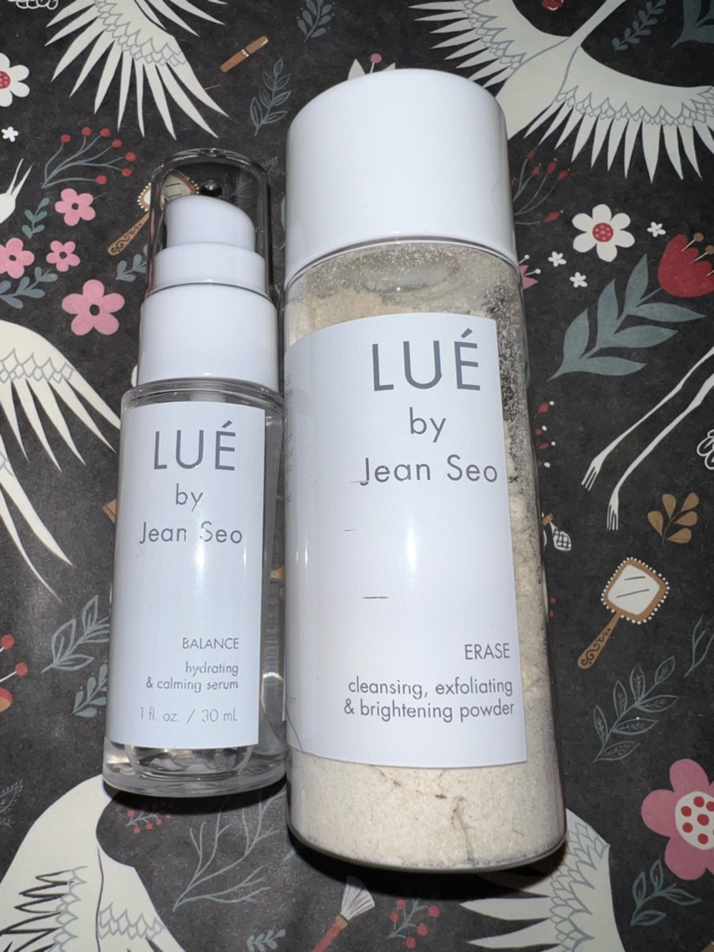 Lue by Jean Seo Balance Hydrating Serum & Erase Brightening Powder - White